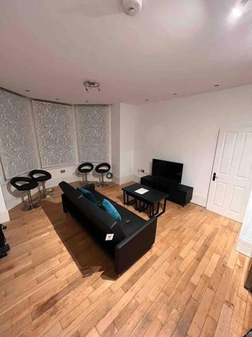 2 Bed Garden Flat West Dulwich Free Street Parking Apartment ลอนดอน ภายนอก รูปภาพ