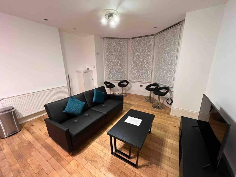 2 Bed Garden Flat West Dulwich Free Street Parking Apartment ลอนดอน ภายนอก รูปภาพ